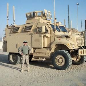 Meet your Posher, Ray